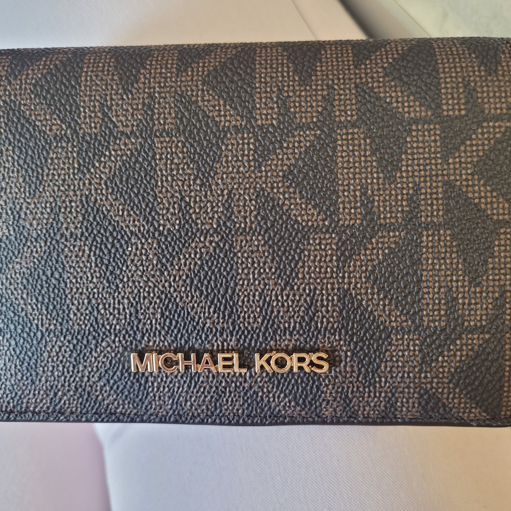 Michael Kors Signature Black and Brown Card Holder